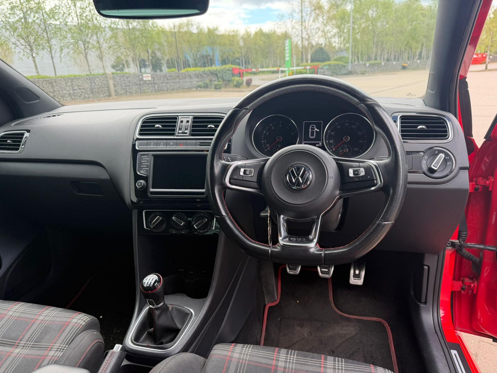 2016 Volkswagen Polo GTi - Image 10